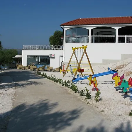 Üdülőpark Autotrip Mobile Homes Belvedere