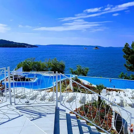 Autotrip Mobile Homes Belvedere Üdülőpark Seget Vranjica
